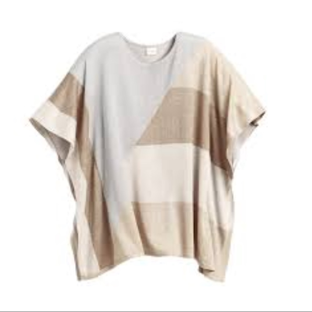 Chico's Shimmer Shayla Flyaway Back Poncho